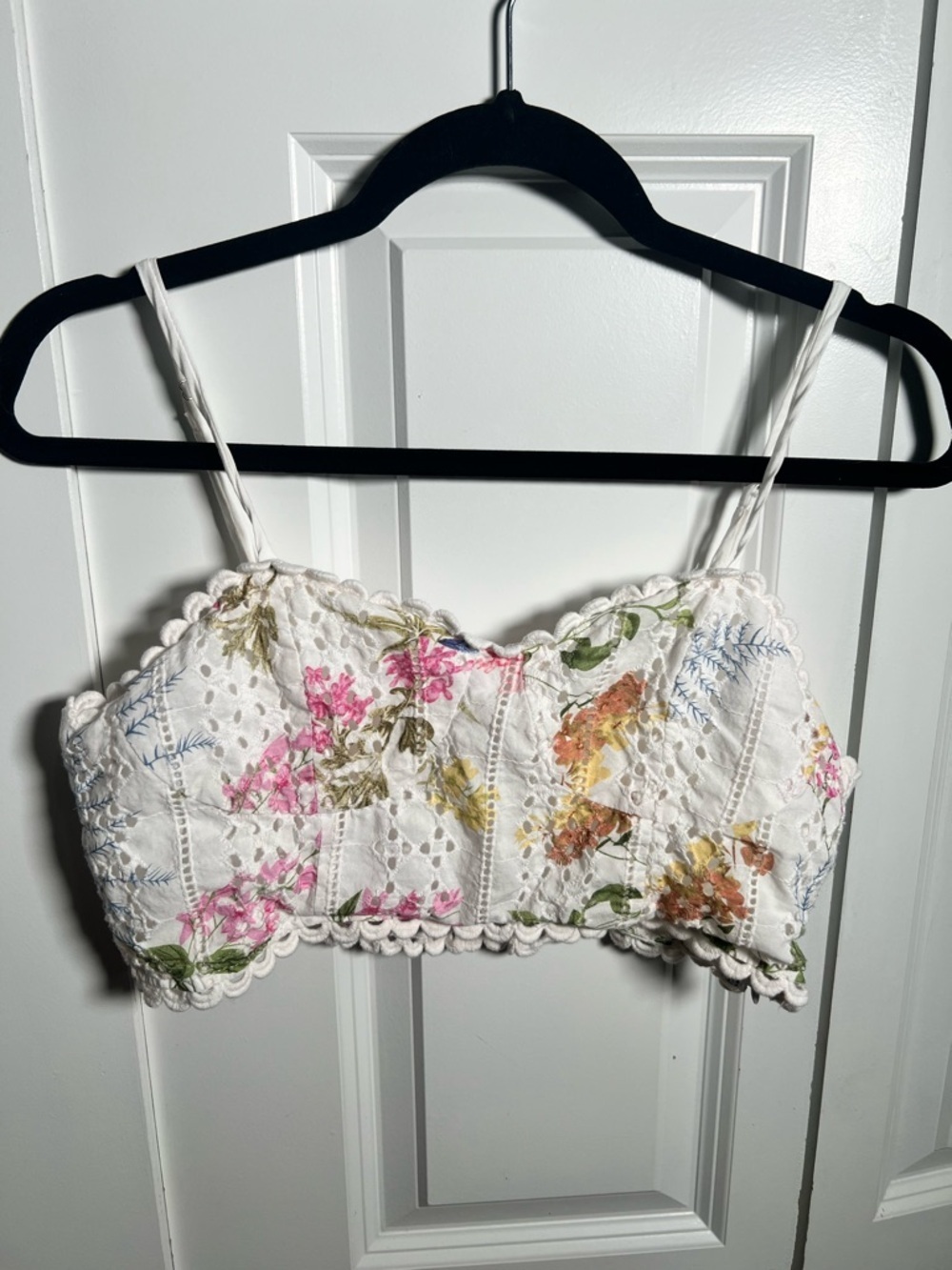 Lulu's Sweet at Heart Floral Lace Embroidered Crop Top